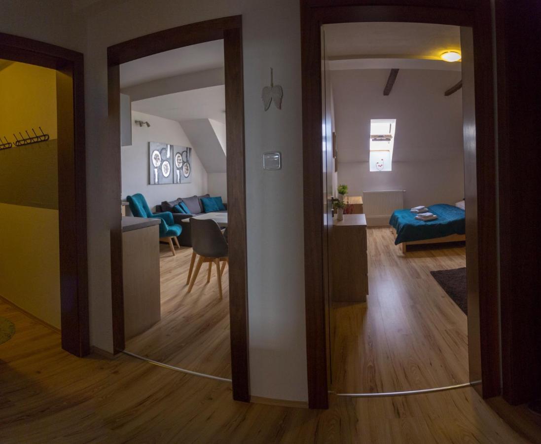 Apartman Angel Велика Ломниця Екстер'єр фото